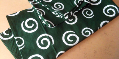 コマさん風うずまき柄の風呂敷